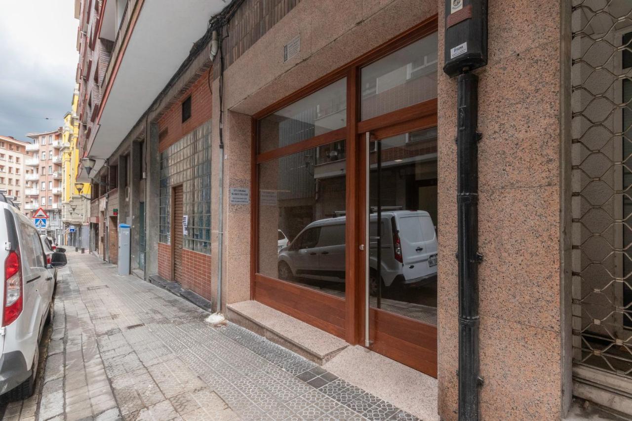 New! Lovely 4-Bedroom Loft In 毕尔巴鄂 外观 照片