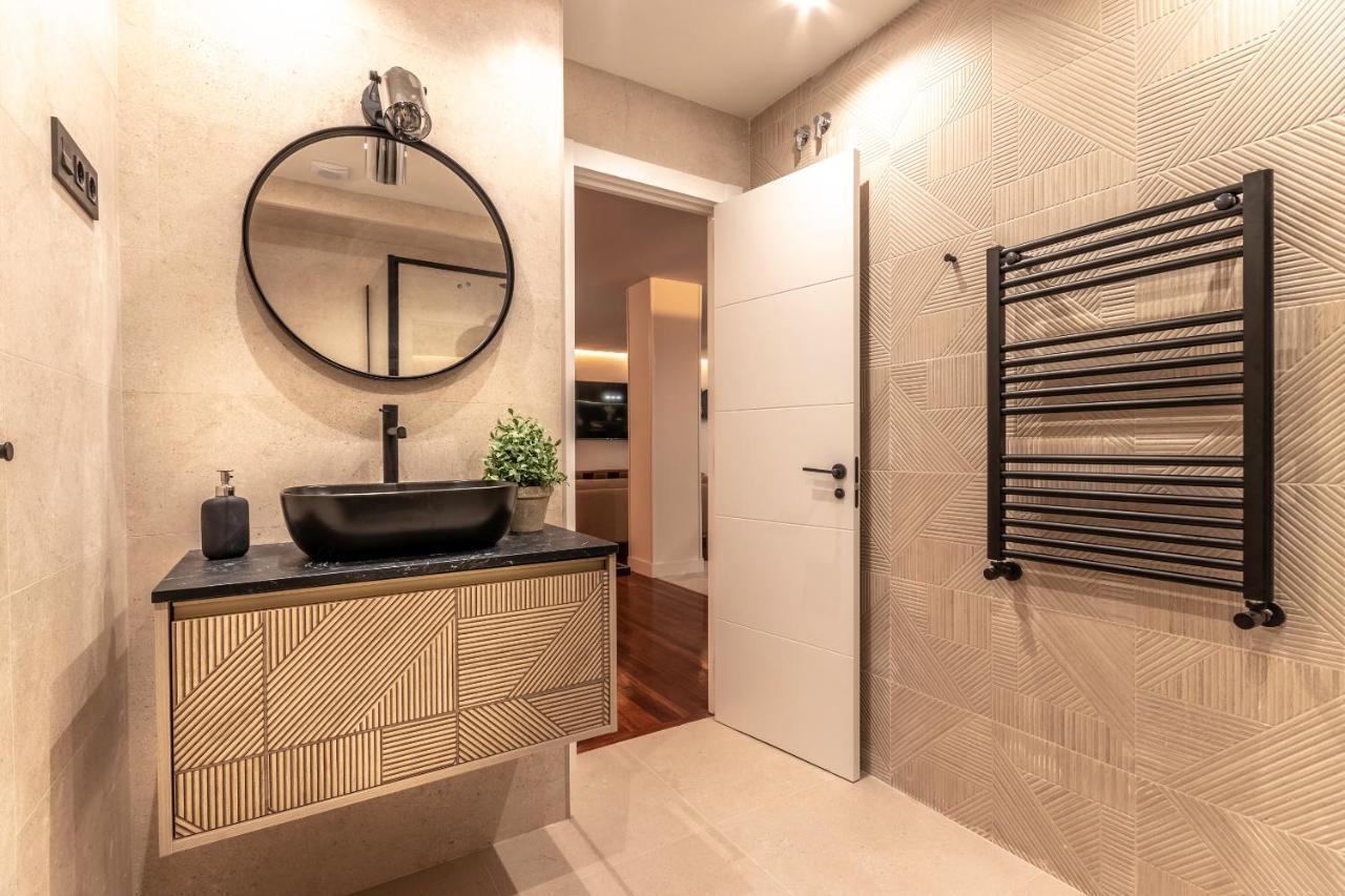 New! Lovely 4-Bedroom Loft In 毕尔巴鄂 外观 照片