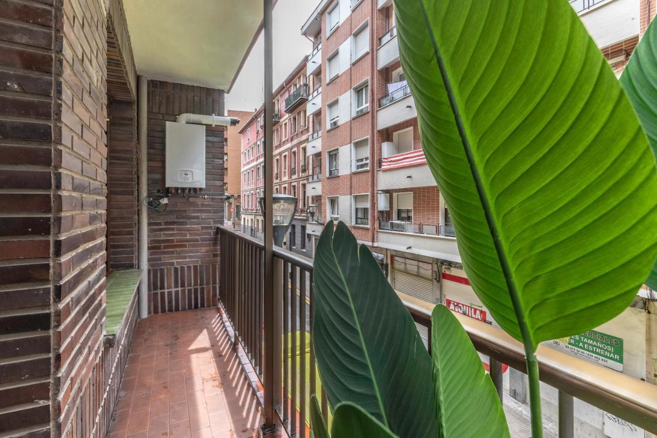 New! Lovely 4-Bedroom Loft In 毕尔巴鄂 外观 照片